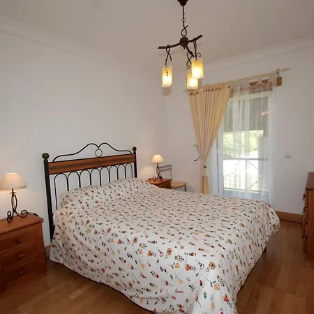 Pristine - 2 Bedroom With Sea And Pool Views In The شقة ساو مارتينهو دو بورتو