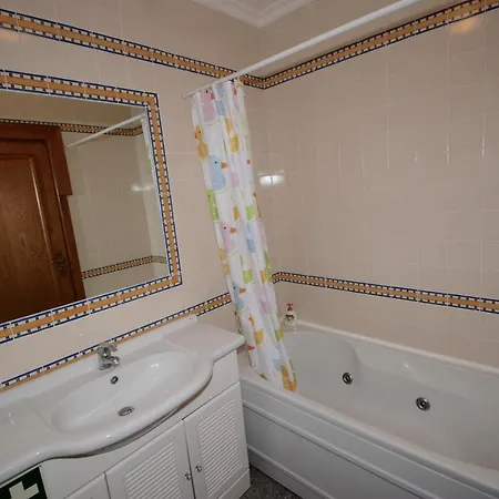 Pristine - 2 Bedroom With Sea And Pool Views In The * ساو مارتينهو دو بورتو