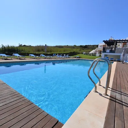 شقة Pristine - 2 Bedroom With Sea And Pool Views In The